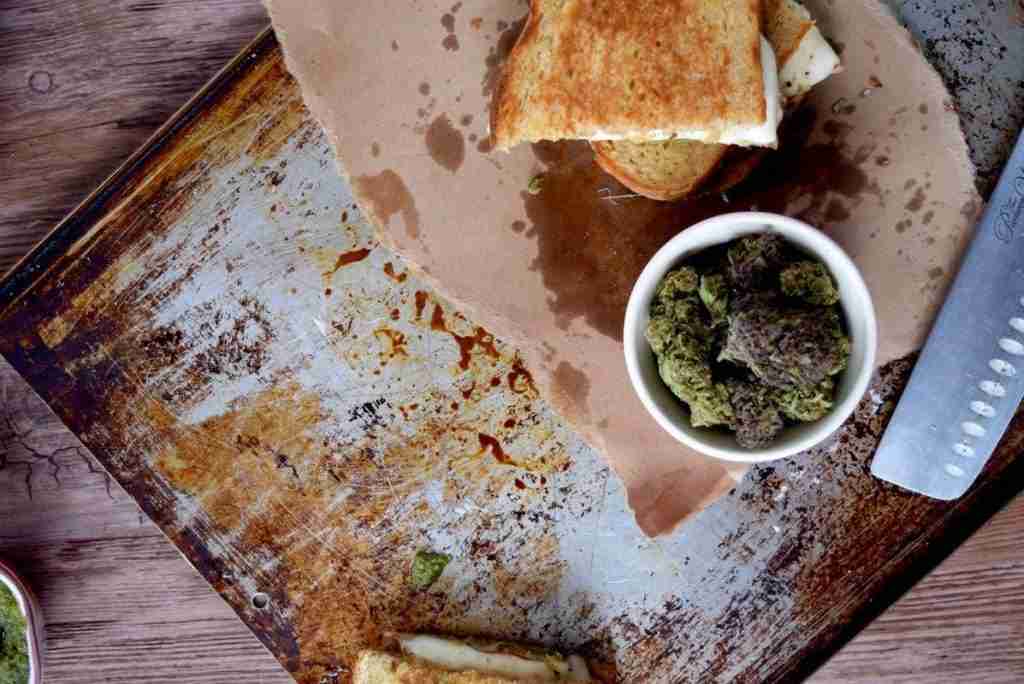 Read more about the article The Best Weed Grilled Cheese Sandwich [2023]